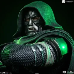 Marvel Doctor Doom Avengers Doomsday 1/4 Legacy Replica