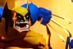 Marvel Estatua Designer Collectible Wolverine 24 cm
