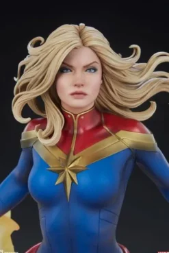 Marvel Estatua Premium Format Captain Marvel 60 cm