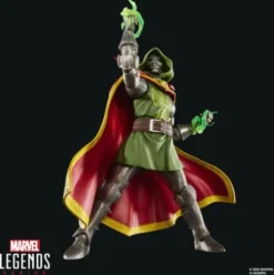 Marvel Legends Series Fantastic Four Emperor Doom
