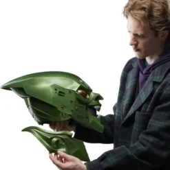 Marvel Legends Series Green Goblin Roleplay Helmet Spider-Man: No Way Home