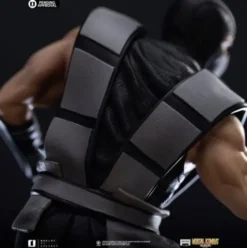 Mortal Kombat Estatua 1/10 Art Scale Smoke 21 cm