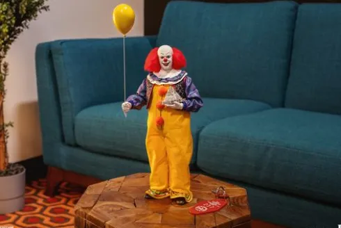 Pennywise IT Sideshow Figura 1/6