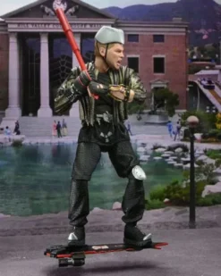 Regreso al Futuro 2 Figura Ultimate Griff Tannen 18 cm