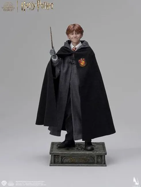 Ron Weasley 1/6 Collectible Figure Standard Version
