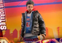 Spider-Man: Cruzando el Multiverso Figura Movie Masterpiece 1/6 Miles Morales 29 cm