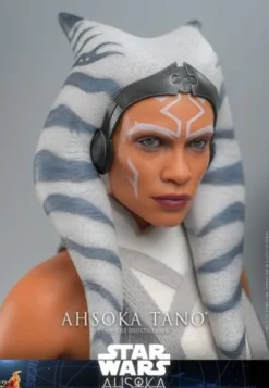Star Wars: Ahsoka Figura 1/6 Ahsoka Tano 28 cm
