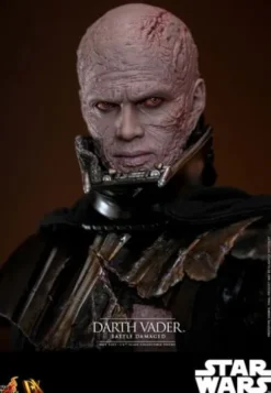 Star Wars Darth Vader™ (Battle Damaged) Figura Masterpiece Hot Toys