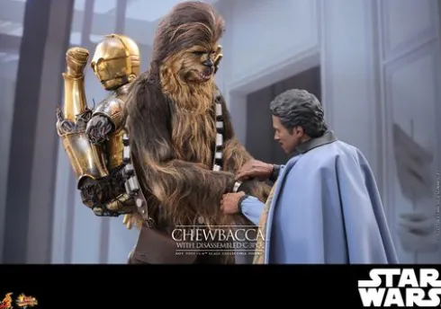 Star Wars: El Imperio Contraataca Figura Movie Masterpiece 1/6 Chewbacca con C-3PO desmontado