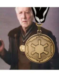 Star Wars The Mandalorian Medallón Engranaje Imperial del Cliente