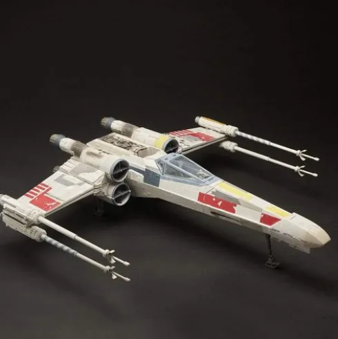 Star Wars Vintage Collection Luke Skywalker Red 5 X-Wing Exclusive