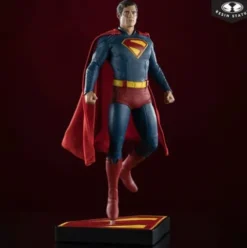 Superman (2025) DC Direct 1/6 Estatua Superman 35 cm