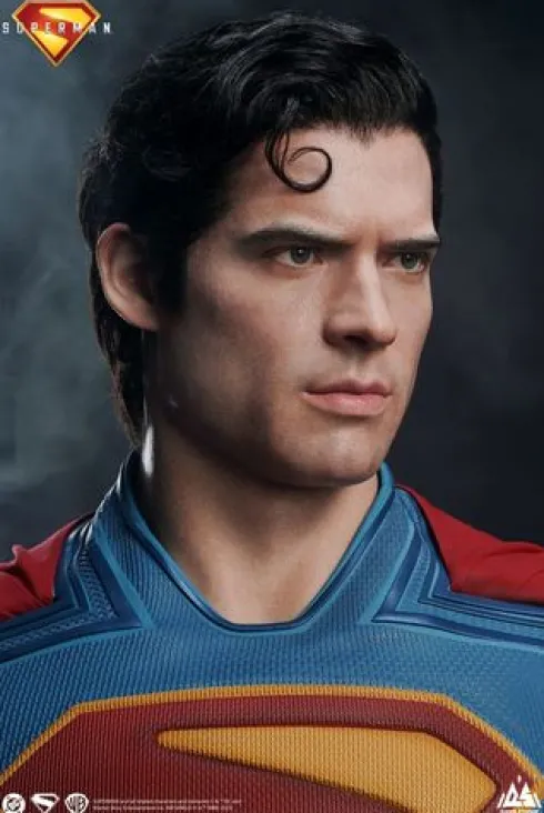 Superman 2025 Estatua tamaño real Superman 208 cm