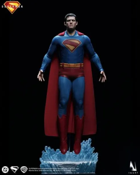 Superman (2025) Superman 1/6 Collectible Figure Inart