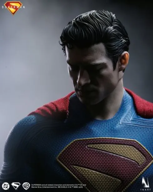 Superman (2025) Superman 1/6 Collectible Figure Inart