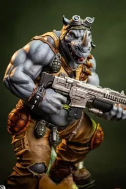 Teenage Mutant Ninja Turtles Legends Estatua 1/3 Rocksteady 69 cm