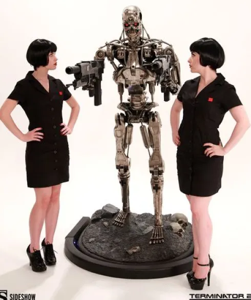 Terminator 2 Estatua tamaño real T-800 Endoskeleton Versión 2 190 cm