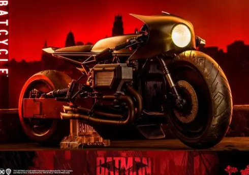 The Batman Vehículo Movie Masterpiece 1/6 Batcycle 42 cm