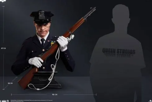 The Dark Knight Busto 1/1 The Joker (Police Uniform) 87 cm