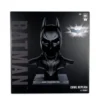 The Dark Knight DC Direct Réplica 1/1 Máscara de Batman 54 cm