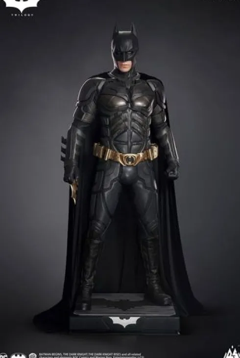 The Dark Knight Estatua tamaño real Batman Ultimate Edition 207 cm