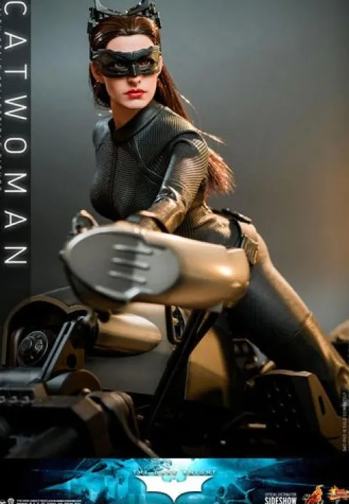 The Dark Knight Trilogy Figura Movie Masterpiece 1/6 Catwoman 29 cm