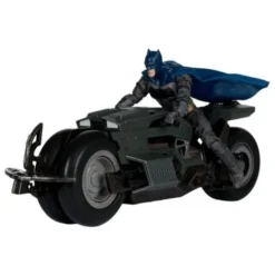 The Flash DC Multiverse Vehículo Batcycle with Batman