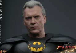 The Flash Figura Movie Masterpiece 1/6 Batman (Modern Suit) 30 cm