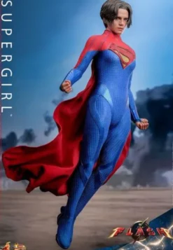 The Flash Figura Movie Masterpiece 1/6 Supergirl 28 cm
