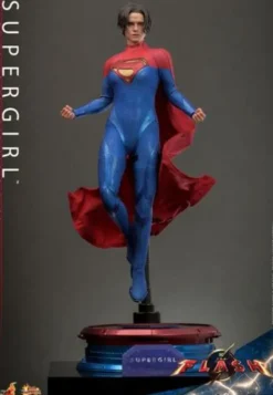 The Flash Figura Movie Masterpiece 1/6 Supergirl 28 cm