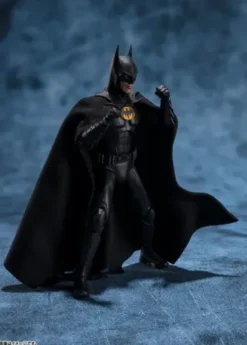 The Flash Figura S.H. Figuarts Batman 15 cm