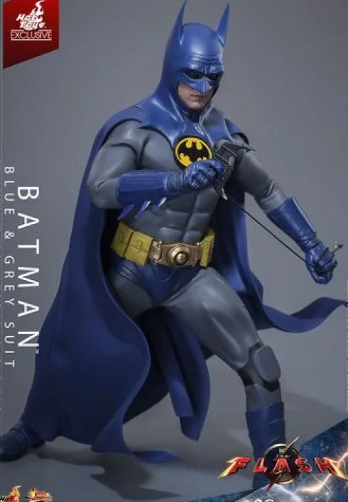 The Flash Movie Masterpiece Action Figure 1/6 Batman (Blue & Grey Suit) Limited Edition Hot Toys Exclusive 30 cm