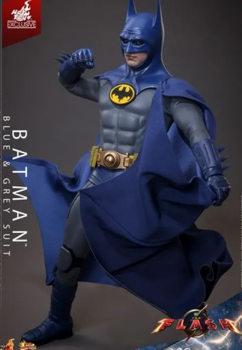 The Flash Movie Masterpiece Action Figure 1/6 Batman (Blue & Grey Suit) Limited Edition Hot Toys Exclusive 30 cm