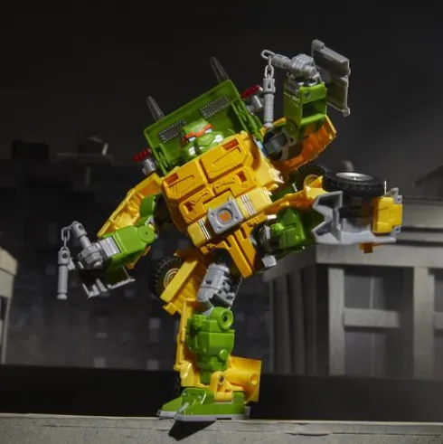 Transformers Collaborative Teenage Mutant Ninja Turtles x Transformers Party Wallop