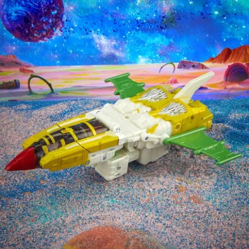 Transformers Generations Legacy Voyager G2 Universe Jhiaxus