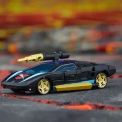 Transformers Legacy Deluxe Class Armada Universe Wheeljack