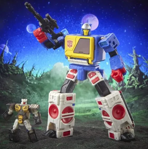 Transformers Legacy Evolution Twincast and Autobot Rewind
