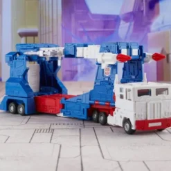 Transformers Studio Series Commander The Transformers: The Movie 86-21 Ultra Magnus Figure