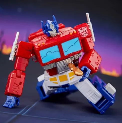 Transformers Studio Series MTMTE Collection The Transformers: The Movie Leader Class Optimus Prime