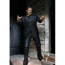 Universal Monsters Figura Ultimate Frankenstein’s Monster 18 cm