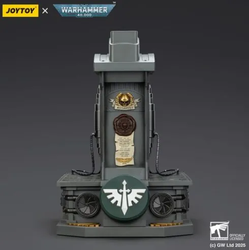 Warhammer 40,000: Dark Angels MkX Helmet & Display Stand 44 cm