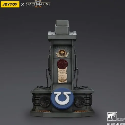 Warhammer 40,000: Space Marine 2 Réplica Ultramarines Lieutenant Titus casco con expositor 44 cm