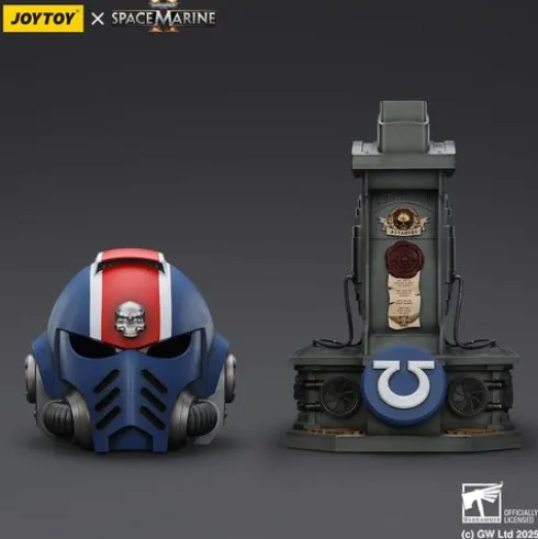 Warhammer 40,000: Space Marine 2 Réplica Ultramarines Lieutenant Titus casco con expositor 44 cm