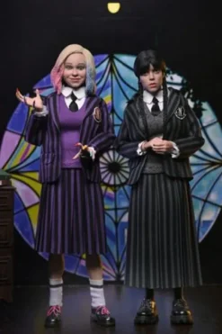 Wednesday Paquete de 2 Figuras Wednesday Addams (Nevermore Uniform) and Enid 20 cm