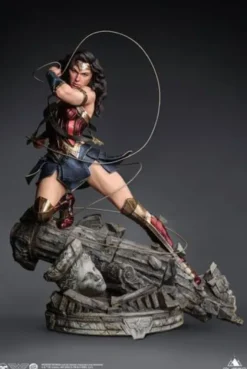 Wonder Woman Comic Estatua 1/4 Wonder Woman Early Bird Version 47 cm
