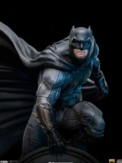 Zack Snyder’s Justice League Estatua 1/10 Deluxe Art Scale Batman on Batsignal 28 cm